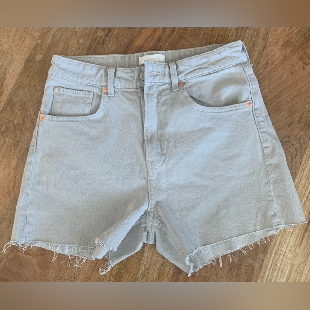 H&M light gray‎ high waist shorts size 6